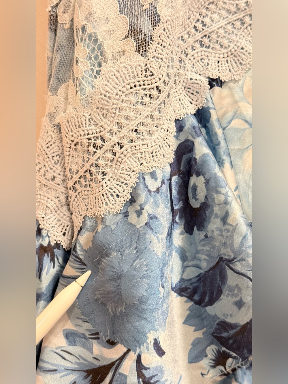 BHLDN Elora Sleeveless V-Neck Ruffle Lace Maxi Dress Size US 2 - Picture 11 of 16